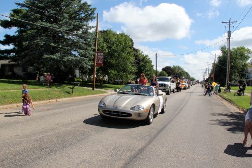 The third vehicle in our little caravan included our grand-children, with son Alex driving